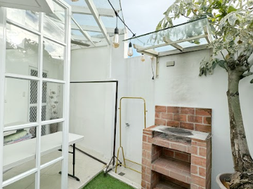 South Forbes Villas House for Sale