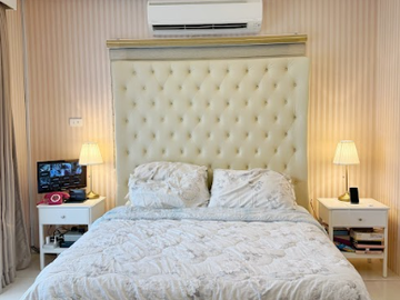 South Forbes Villas House for Sale