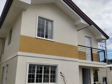 3 Bedrooms With Balcony House and Lot for Sale in Trece Marteres Cavite