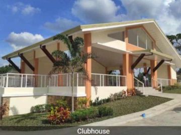 Affordable and Stylish Townhouse Living in Cavite