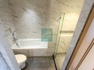 Bi-level 3 Bedroom Penthouse For Sale in Movenpick: Luxury Seafront Living