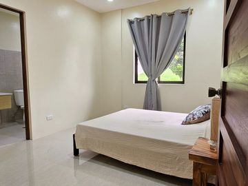 5 Bedroom House and Lot near Village Entrance, Sun Valley Estates Antipolo City