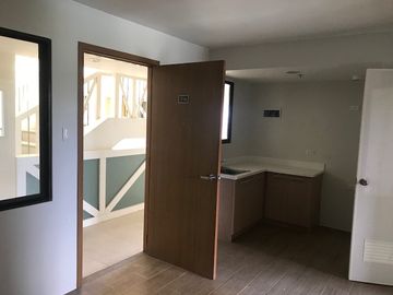 Price Below Market - Tagaytay City 2 Bedroom Condo unit for Sale