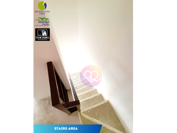 For Sale: SEMI COMPLETE Single Attached House and Lot in Trece Martires, Cavite