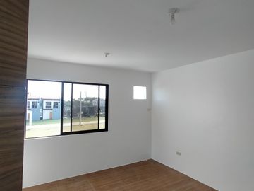 For Sale 2 Bedroom Townhouse Complete in Lawa, Calamba City, Laguna