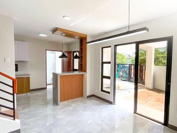 Kiana 150 | Corner Unit House and Lot with Two-Vehicle Carport