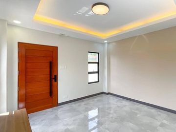 Kiana 150 | Corner Unit House and Lot with Two-Vehicle Carport