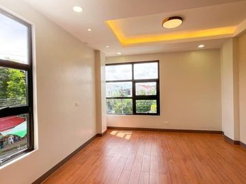 Kiana 150 | Corner Unit House and Lot with Two-Vehicle Carport