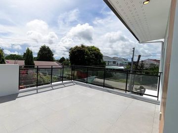 Kiana 127 | Three-Unit House and Lot with Two-Vehicle Carport