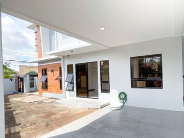 Kiana 127 | Three-Unit House and Lot with Two-Vehicle Carport