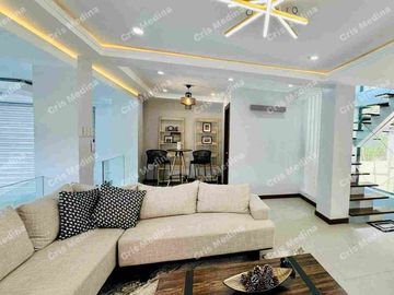 5 Bedroom House and lot for sale inside Tagaytay Montevista Subdivision Tagaytay City Cavite