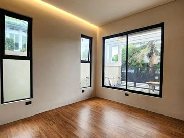 ☆TWO-STOREY HOUSE AND LOT FOR SALE IN PARAÑAQUE☆