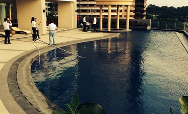 8 Forbestown Road BGC 1BR for Sale