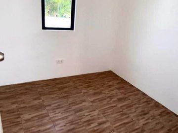 3 BEDROOM 2 T&B with Parking Space Duplex in Tanza Cavite (ESTANZIA ENCLAVE)