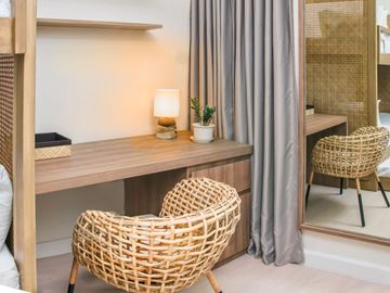For Sale: 2-BR Condo unit at 32 Sanson by Rockwell