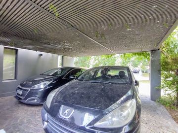 VENTA DE CASA EN Malvinas Argentinas