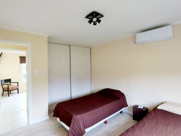 CASA EN VENTA - PRADOS DE LA VEGA ABASTO LA PLATA