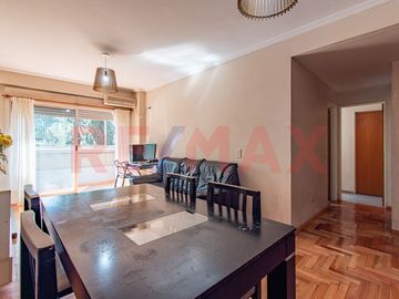 DPTO 3 AMBIENTES FLORESTA CON PILETA