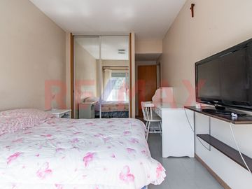 DPTO 3 AMBIENTES FLORESTA CON PILETA