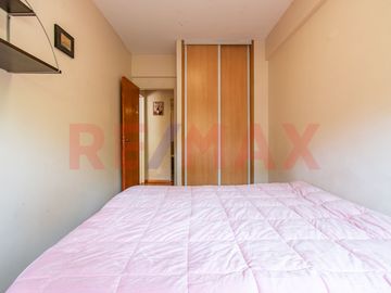 DPTO 3 AMBIENTES FLORESTA CON PILETA