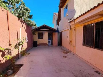 Casa en venta en MAIPÚ