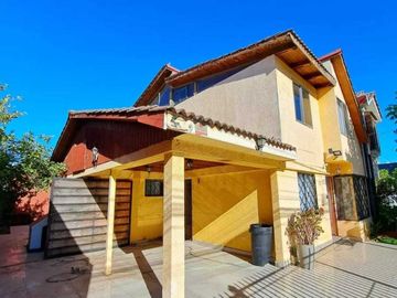 Casa en venta en MAIPÚ