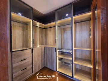 Modern House for Sale in South Forbes Golf City, Silang Cavite