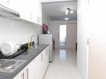Sea residences 1bedroom with balcony and parking for sale