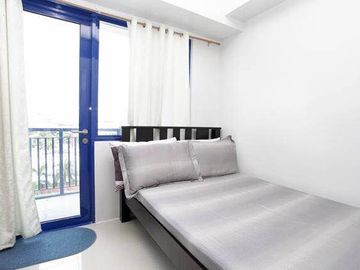 Sea residences 1bedroom with balcony and parking for sale