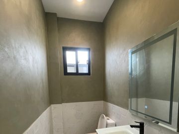 FOR SALE MODERN BRAND NEW HOUSE AT VILLA DE TOLEDO, STA ROSA LAGUNA
