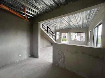 SINGLE ATTACHED 2 STOREY HOUSE PROVI. FOR 3 BEDR &2 T&B IN BRGY. PANUNGYANAN