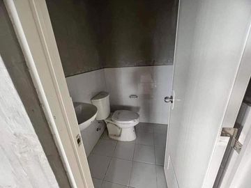 SINGLE ATTACHED 2 STOREY HOUSE PROVI. FOR 3 BEDR &2 T&B IN BRGY. PANUNGYANAN