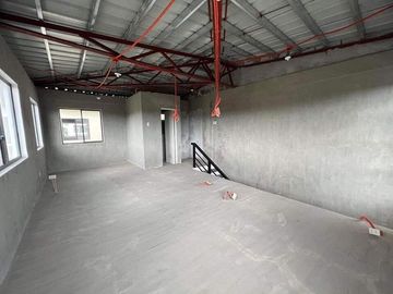 SINGLE ATTACHED 2 STOREY HOUSE PROVI. FOR 3 BEDR &2 T&B IN BRGY. PANUNGYANAN