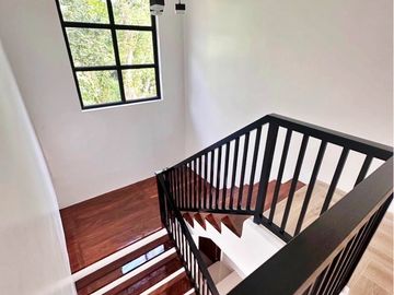 Gorgeous Brand New 2-Storey House and Lot for Sale in Tagaytay City