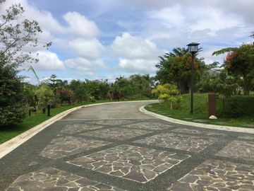 For Sale: Big 1-bedroom unit at Anya Resort and Residences - Tagaytay City