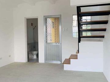2 BEDROOMS TOWNHOUSE WITH SOLAR PANEL