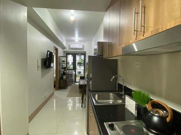 For Sale: 1BR WITH BAL CONDO RENT TO OWN RFO IN SHORE3 RESIDENCES MALL OF ASIA