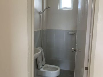 2 bedrooms bungalow near cavite estate university