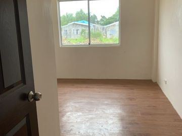2 bedrooms bungalow near cavite estate university