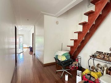 Glamour House 4 Bedroom for Sale in Ayala Alabang Muntinlupa