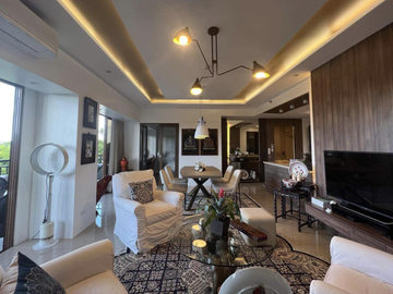 Rare find 3 Bedroom penthouse in Kasa Luntian Tagaytay City