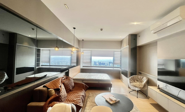 Hotel like Studio with parking for Sale in One Shangrila Place, Mandaluyong City