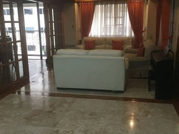 For sale Parc Royale, Pasig City Lower Penthouse Condominium unit