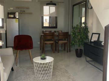 Cozy Single-Attached Home with 2 Bedrooms Near Kapitolyo Trece