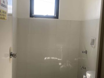 Cozy Single-Attached Home with 2 Bedrooms Near Kapitolyo Trece