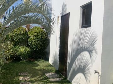Cozy Single-Attached Home with 2 Bedrooms Near Kapitolyo Trece