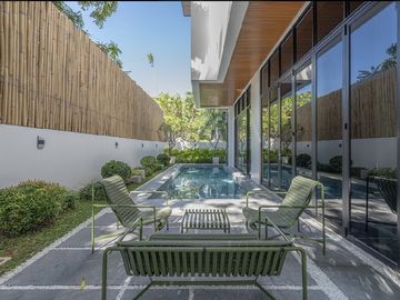 Luxury Modern House 4 Bedroom for Sale in Ayala Alabang Muntinlupa