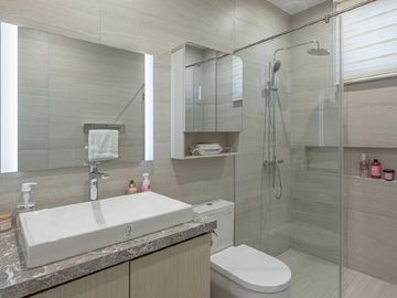 Luxury Modern House 4 Bedroom for Sale in Ayala Alabang Muntinlupa