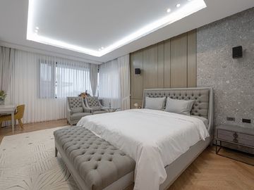 Luxury Modern House 4 Bedroom for Sale in Ayala Alabang Muntinlupa
