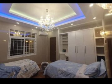 Residential Farm Mansion for Sale at  Alfonso Tagaytay
